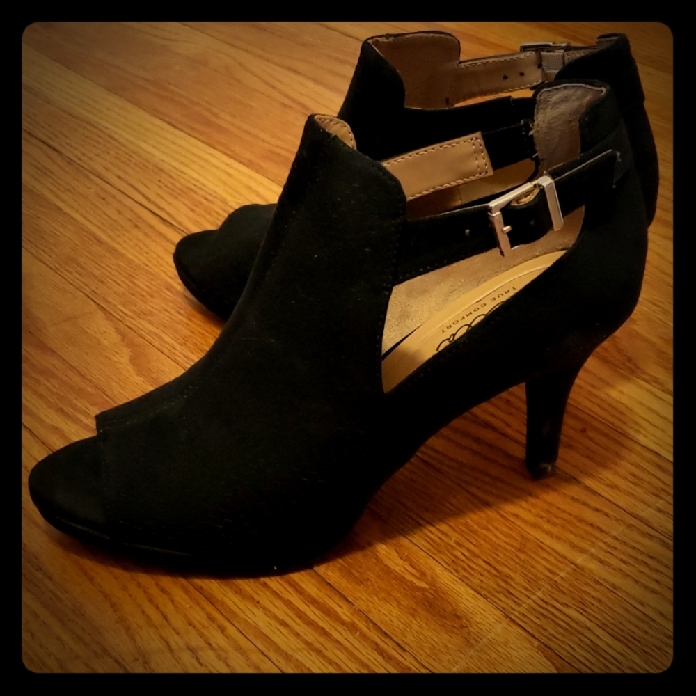 Black heels